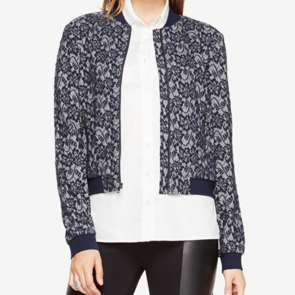 ⭐️2/$25⭐️BCBGMAXAZRIA jacket - Picture 1 of 4